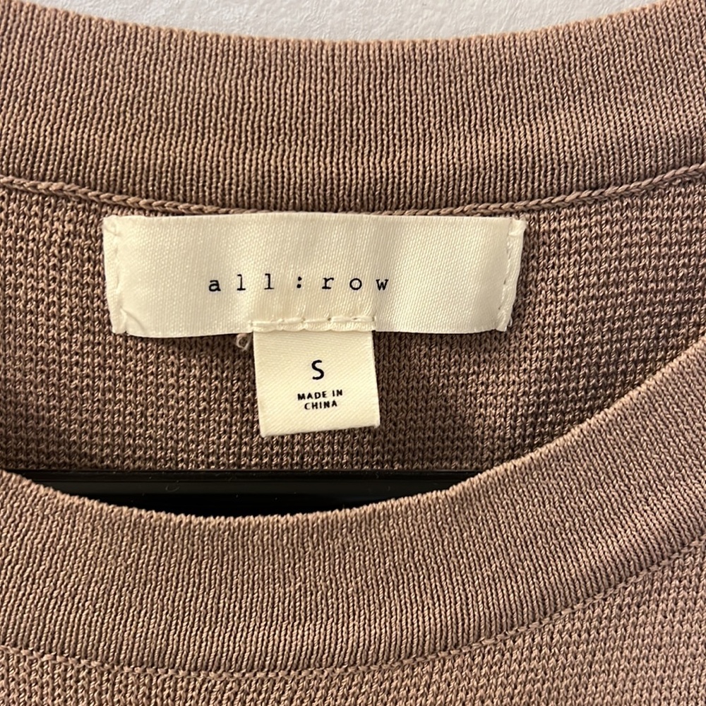 all:row - Picture 3 of 4